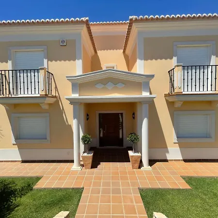 Villa Mar Azul *